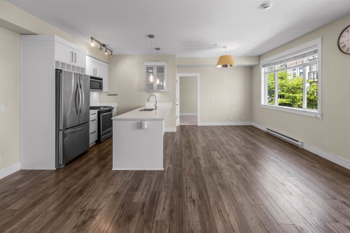 311-22327 River Road, Maple Ridge, BC - Indoor Photo Showing Kitchen With Stainless Steel Kitchen