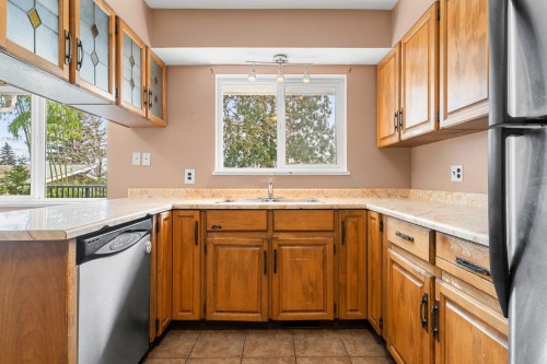 753 9Th Street E, North Vancouver, BC 