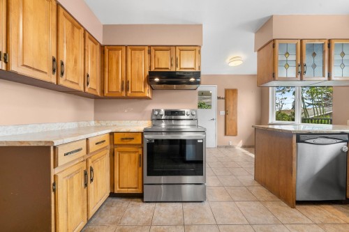 753 9Th Street E, North Vancouver, BC 