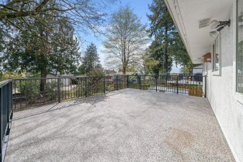 753 9Th Street E, North Vancouver, BC 