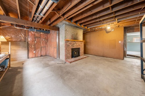 753 9Th Street E, North Vancouver, BC 