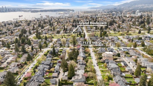 753 9Th Street E, North Vancouver, BC 
