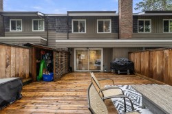 2315 Mountain Highway  North Vancouver, BC V7J 2N2