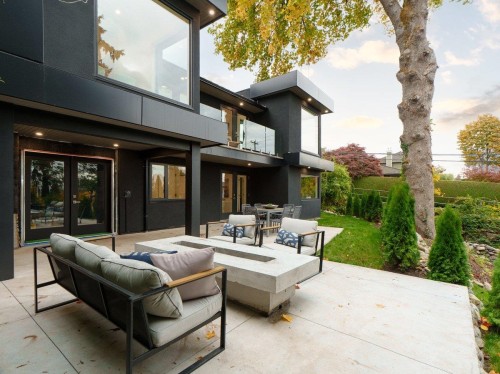 2508 Nelson Avenue, West Vancouver, BC 