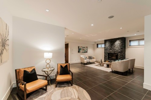 3875 36Th Avenue W, Vancouver, BC 