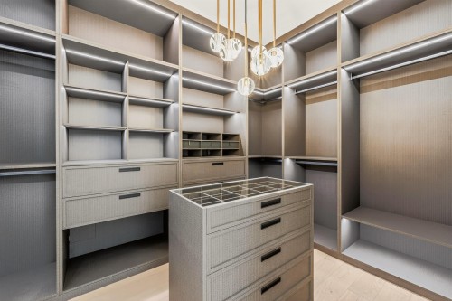 9591 Woodwards Place, Richmond, BC 