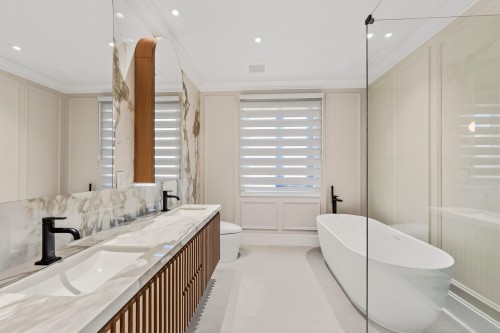 9591 Woodwards Place, Richmond, BC 