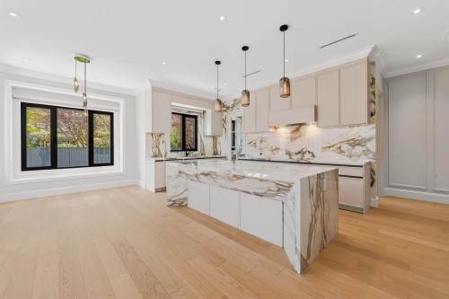 9591 Woodwards Place, Richmond, BC 