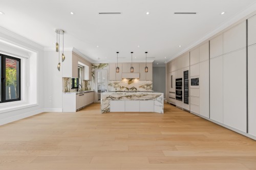 9591 Woodwards Place, Richmond, BC 