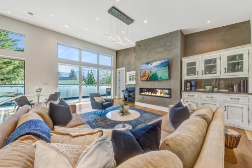 8224 Alpine Way  Whistler, BC V8E 0G2