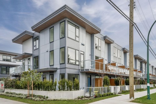 115-921 Grant Street  Coquitlam, BC V3J 0S2