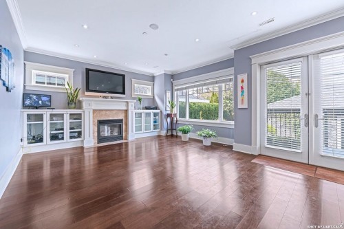 1255 26Th Avenue W, Vancouver, BC 