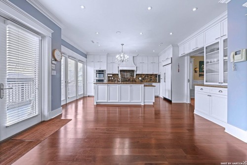 1255 26Th Avenue W, Vancouver, BC 