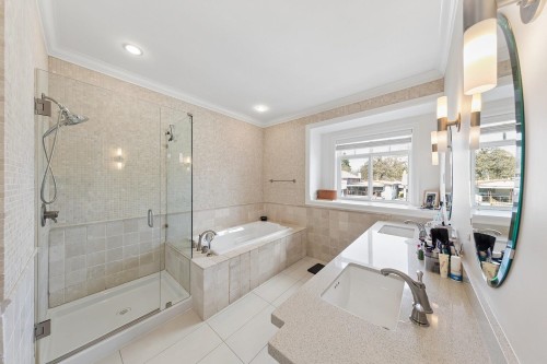 2911 35Th Avenue W, Vancouver, BC 