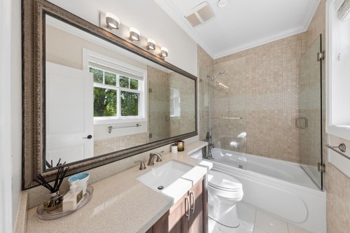 2911 35Th Avenue W, Vancouver, BC 