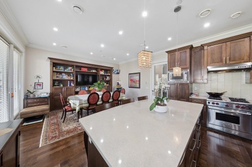 2911 35Th Avenue W, Vancouver, BC 