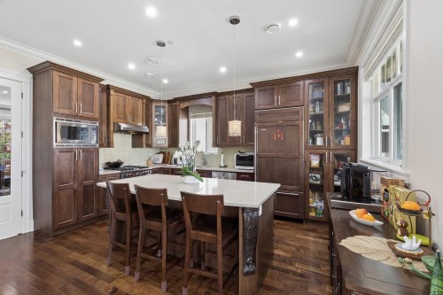 2911 35Th Avenue W, Vancouver, BC 