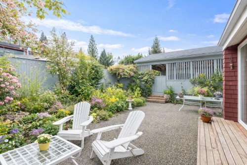 2433 Mathers Avenue, West Vancouver, BC 