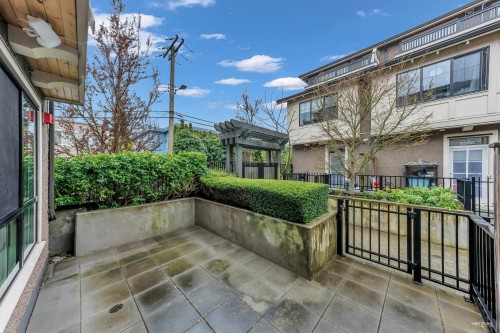 8576 Osler Street, Vancouver, BC 