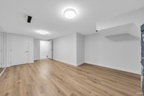 8576 Osler Street, Vancouver, BC 