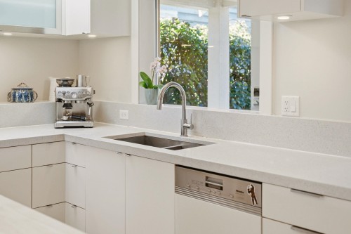 1181 Keith Road, West Vancouver, BC 