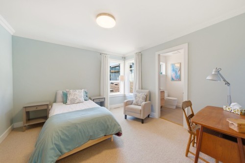 1181 Keith Road, West Vancouver, BC 