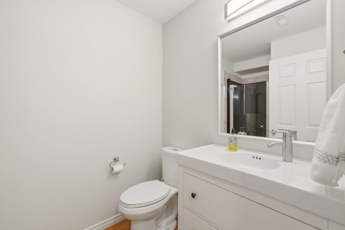 1181 Keith Road, West Vancouver, BC 