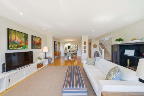 1181 Keith Road, West Vancouver, BC 