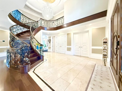 6011 Churchill Street, Vancouver, BC 