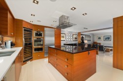 805-1450 Pennyfarthing Drive Vancouver, BC V6J 4X8