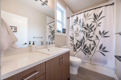 3501 Sheffield Avenue, Coquitlam, BC 
