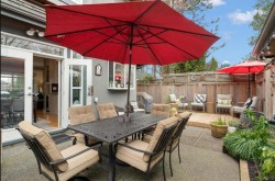 131 43 Street EVancouver, BC V5W 1T1