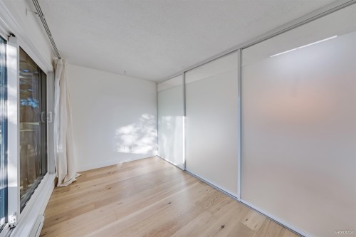 303-1545 2Nd Avenue E, Vancouver, BC 