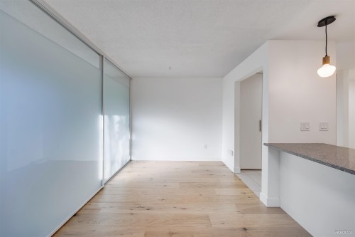 303-1545 2Nd Avenue E, Vancouver, BC 