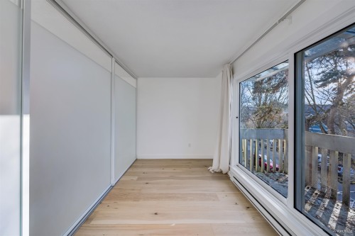 303-1545 2Nd Avenue E, Vancouver, BC 