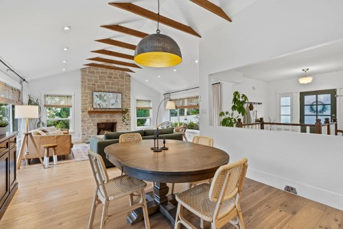 1335 Ridgewood Drive  North Vancouver, BC V7R 1J4