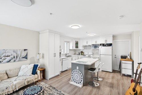 20180 Stanton Avenue, Maple Ridge, BC 