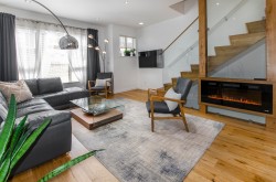 121-3105 Dayanee Springs Boulevard  Coquitlam, BC V3E 0C2