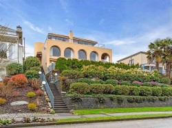 3705 Puget Drive  Vancouver, BC V6L 2T8