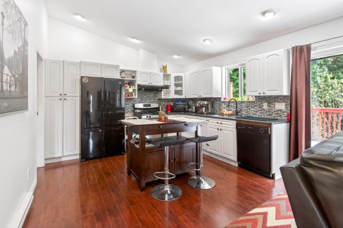 2176 Laurier Avenue, Port Coquitlam, BC 