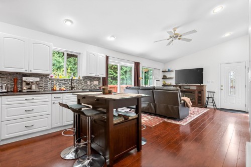 2176 Laurier Avenue, Port Coquitlam, BC 