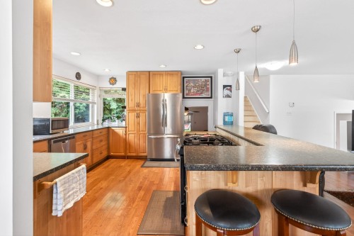 2176 Laurier Avenue, Port Coquitlam, BC 