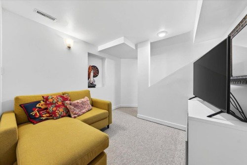 3848 Garden Grove Drive, Burnaby, BC 