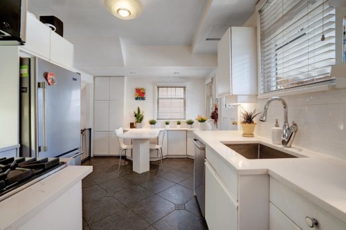 3771 31St Avenue W, Vancouver, BC 