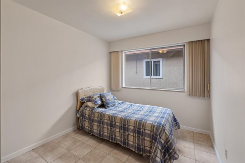 2663 Dundas Street, Vancouver, BC 