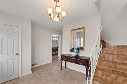 2663 Dundas Street, Vancouver, BC 