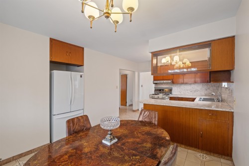 2663 Dundas Street, Vancouver, BC 