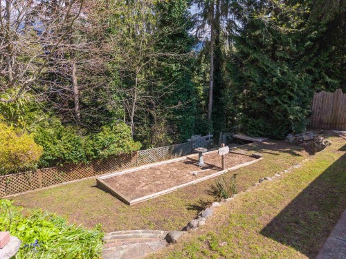 3894 Sunnycrest Drive, North Vancouver, BC 