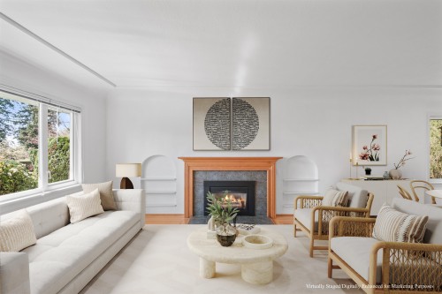 3894 Sunnycrest Drive, North Vancouver, BC 