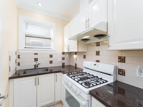 617 52Nd Avenue E, Vancouver, BC 